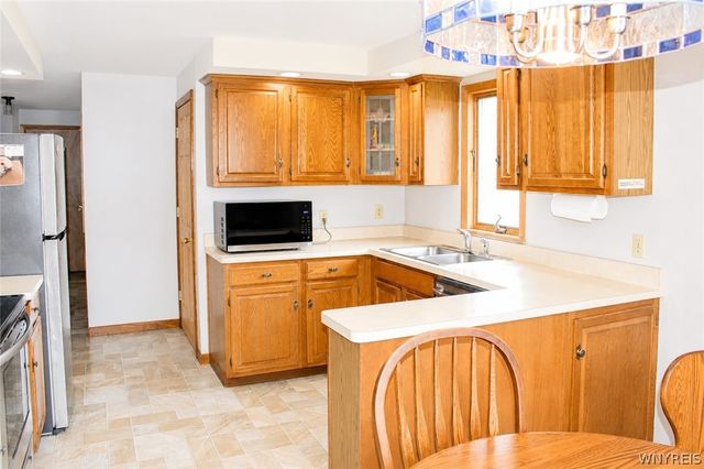 73 Banner Avenue, Lancaster, NY 14086