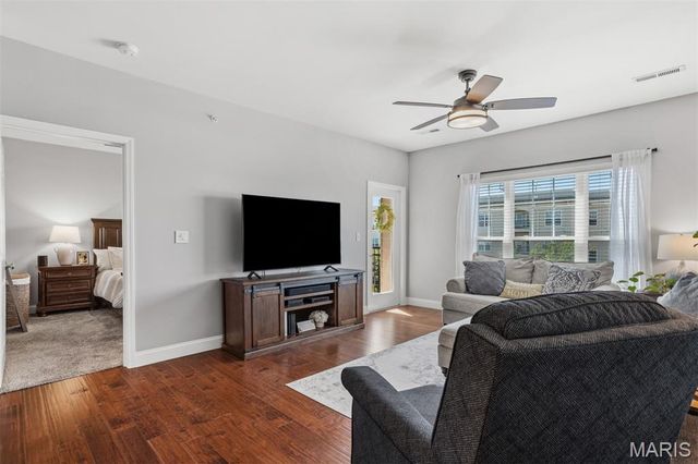 1251 Strassner Drive 2313, Brentwood, MO 63144