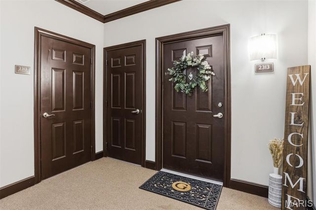 1251 Strassner Drive 2313, Brentwood, MO 63144