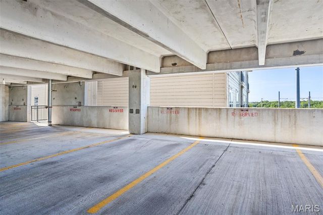 1251 Strassner Drive 2313, Brentwood, MO 63144