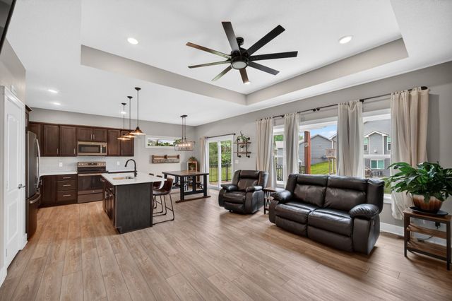 645 Pine Avenue, Norwalk, IA 50211