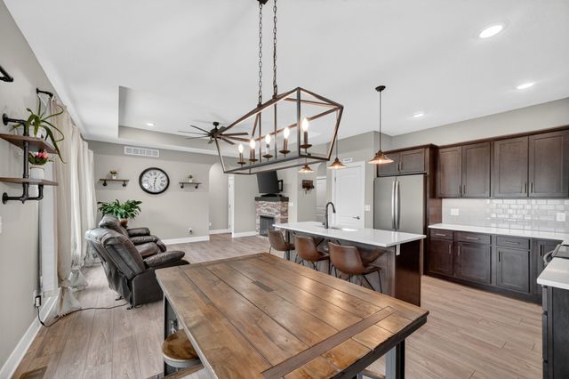 645 Pine Avenue, Norwalk, IA 50211