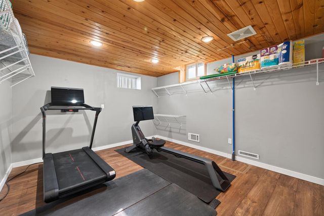 5053 Northbrook Boulevard N, Stillwater, MN 55082