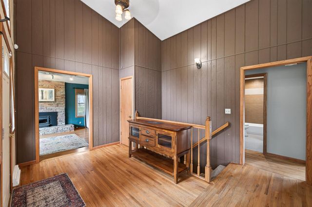 5053 Northbrook Boulevard N, Stillwater, MN 55082