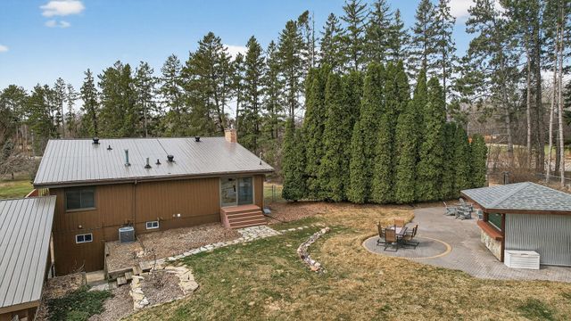 5053 Northbrook Boulevard N, Stillwater, MN 55082