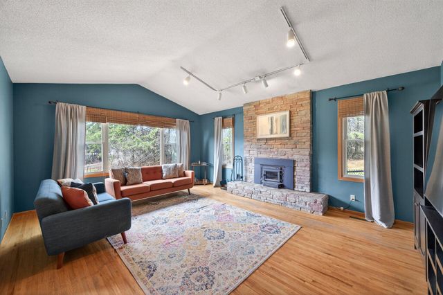 5053 Northbrook Boulevard N, Stillwater, MN 55082