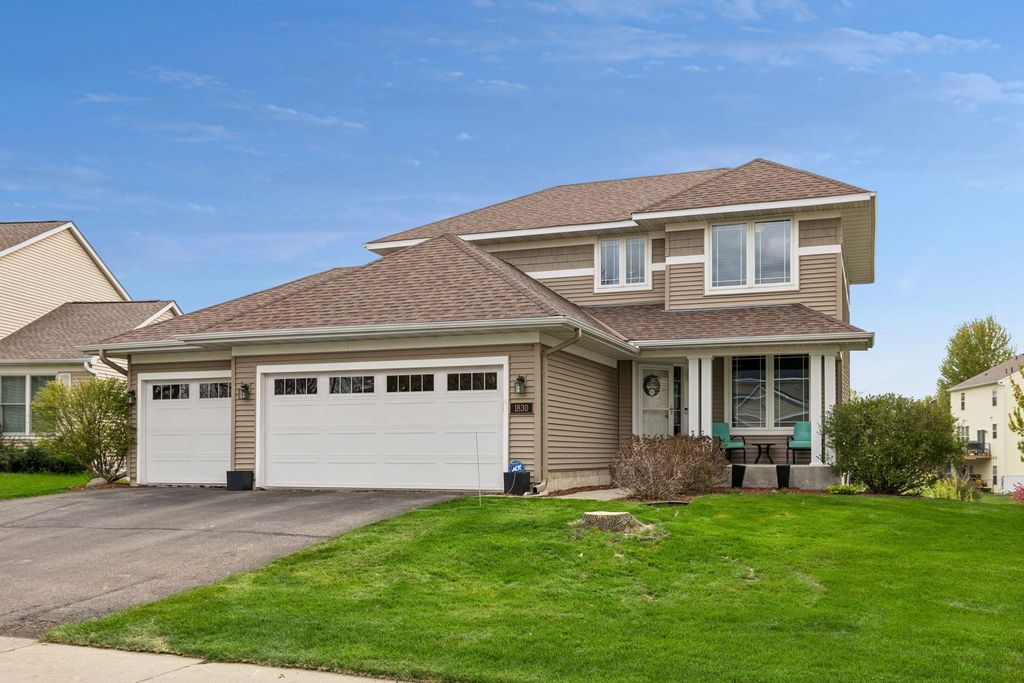 1830 Penstemon Lane, Shakopee, MN 55379