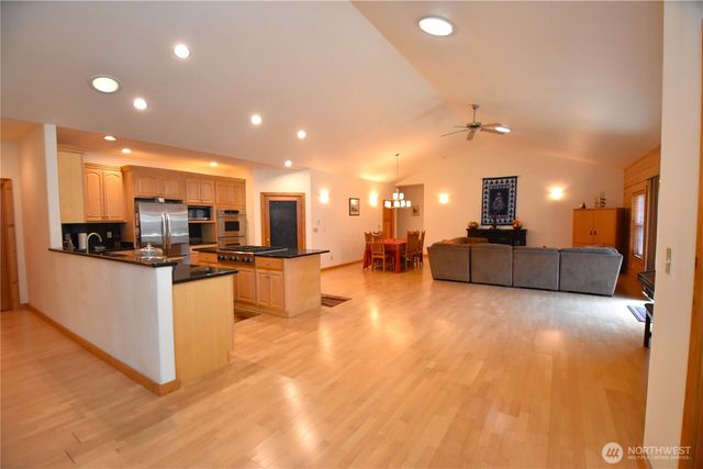 30333 Heimer Road, Arlington, WA 98223