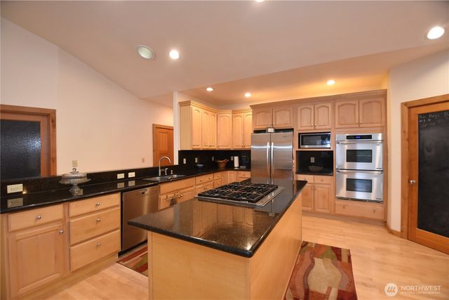 30333 Heimer Road, Arlington, WA 98223