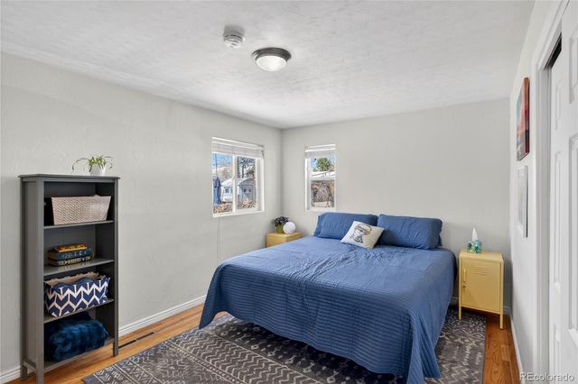 135 S Kendall Street, Lakewood, CO 80226