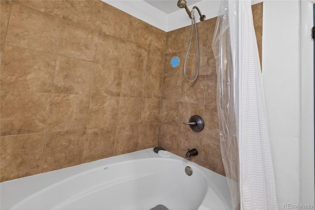 135 S Kendall Street, Lakewood, CO 80226