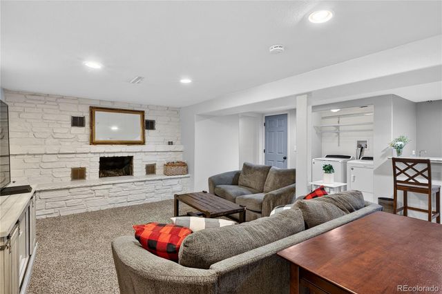 135 S Kendall Street, Lakewood, CO 80226