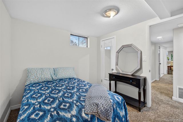 135 S Kendall Street, Lakewood, CO 80226