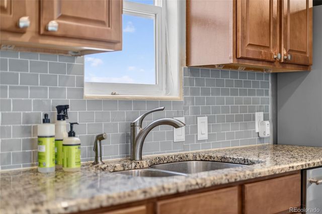 135 S Kendall Street, Lakewood, CO 80226