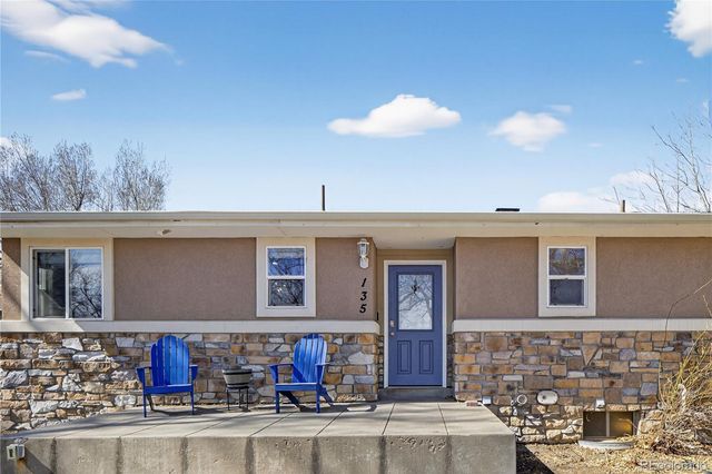 135 S Kendall Street, Lakewood, CO 80226