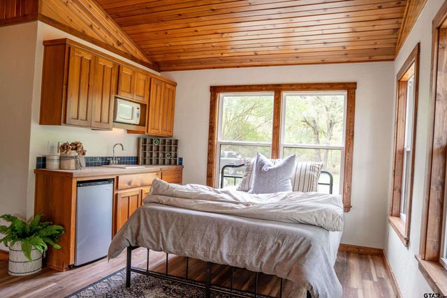 1214 SE CR 4385, Scroggins, TX 75480