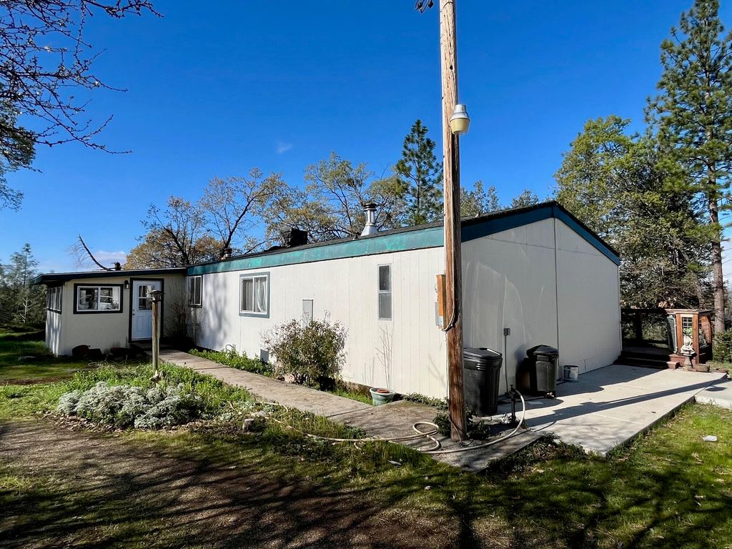 21875 Manton School Road, Manton, CA 96059