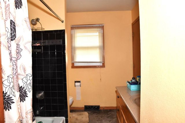 7362 N 38th STREET N, Milwaukee, WI 53209