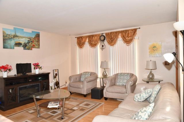 7362 N 38th STREET N, Milwaukee, WI 53209