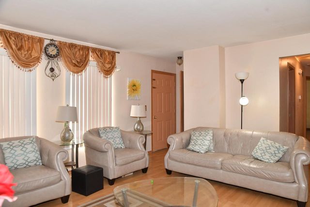 7362 N 38th STREET N, Milwaukee, WI 53209