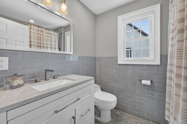136 Broad Street, Williston Park, NY 11596