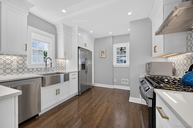 136 Broad Street, Williston Park, NY 11596