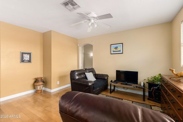 7960 W DONALD Drive, Peoria, AZ 85383