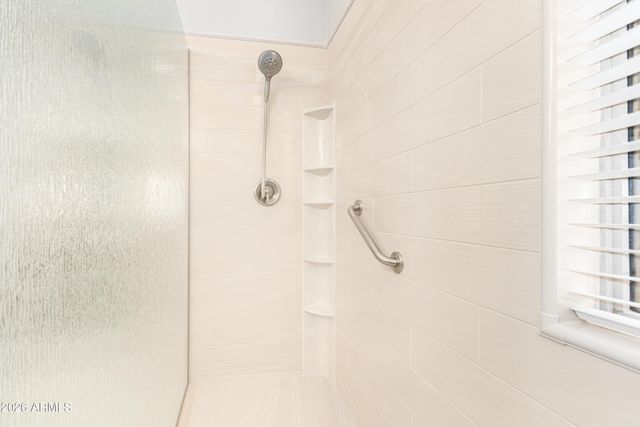 7960 W DONALD Drive, Peoria, AZ 85383