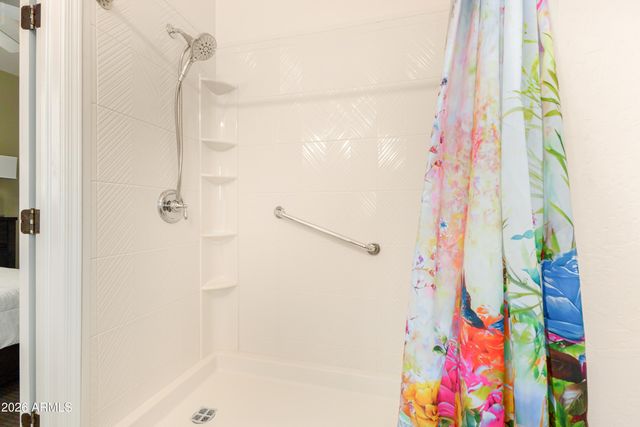 7960 W DONALD Drive, Peoria, AZ 85383