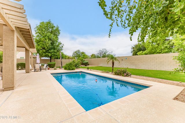 7960 W DONALD Drive, Peoria, AZ 85383