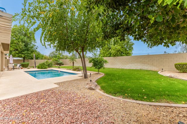 7960 W DONALD Drive, Peoria, AZ 85383