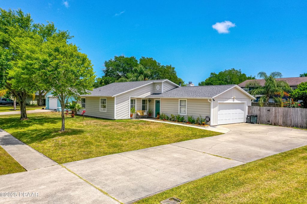 1245 Thomas Drive, Port Orange, FL 32129