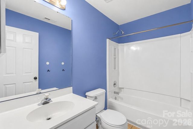 11327 Ridge Oak Drive, Charlotte, NC 28273