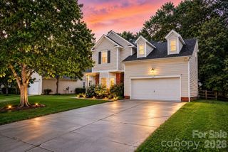 11327 Ridge Oak Drive, Charlotte, NC 28273