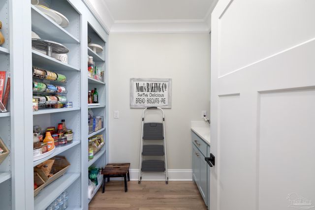 1834 E Hernandez St, Pensacola, FL 32503