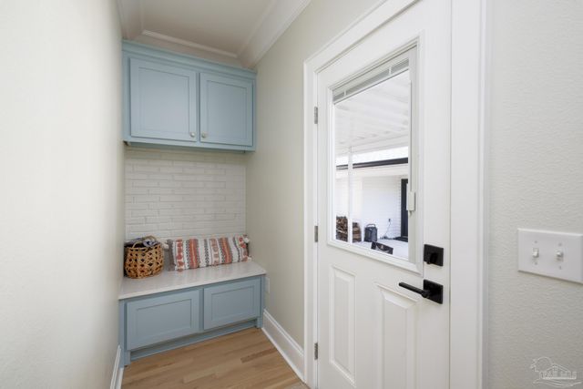 1834 E Hernandez St, Pensacola, FL 32503