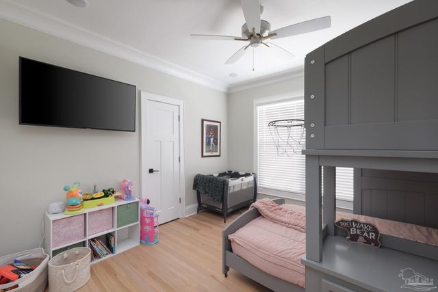 1834 E Hernandez St, Pensacola, FL 32503