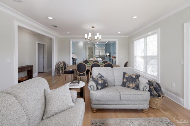 1834 E Hernandez St, Pensacola, FL 32503