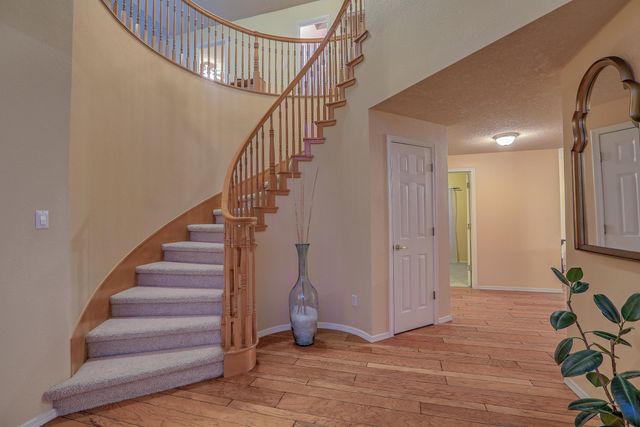 8305 Calle Soquelle NE, Albuquerque, NM 87113