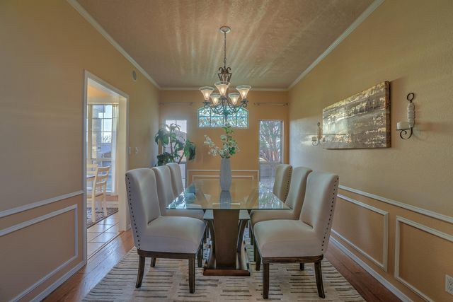 8305 Calle Soquelle NE, Albuquerque, NM 87113