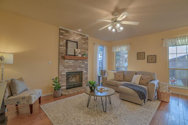 8305 Calle Soquelle NE, Albuquerque, NM 87113