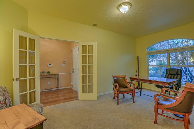 8305 Calle Soquelle NE, Albuquerque, NM 87113