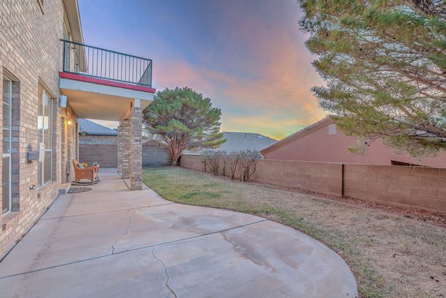 8305 Calle Soquelle NE, Albuquerque, NM 87113