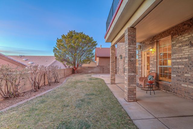 8305 Calle Soquelle NE, Albuquerque, NM 87113