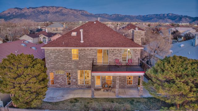 8305 Calle Soquelle NE, Albuquerque, NM 87113