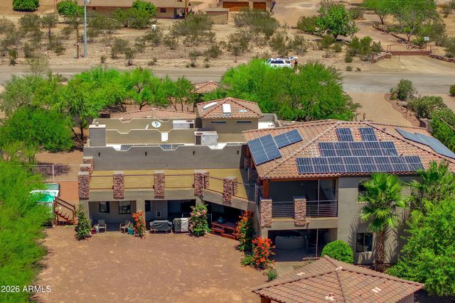 1823 W MADDOCK Road, Phoenix, AZ 85086
