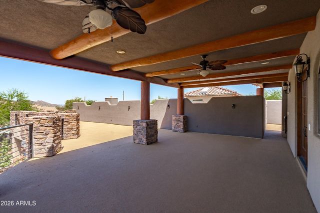 1823 W MADDOCK Road, Phoenix, AZ 85086