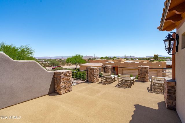 1823 W MADDOCK Road, Phoenix, AZ 85086