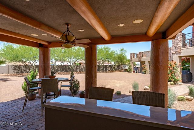 1823 W MADDOCK Road, Phoenix, AZ 85086