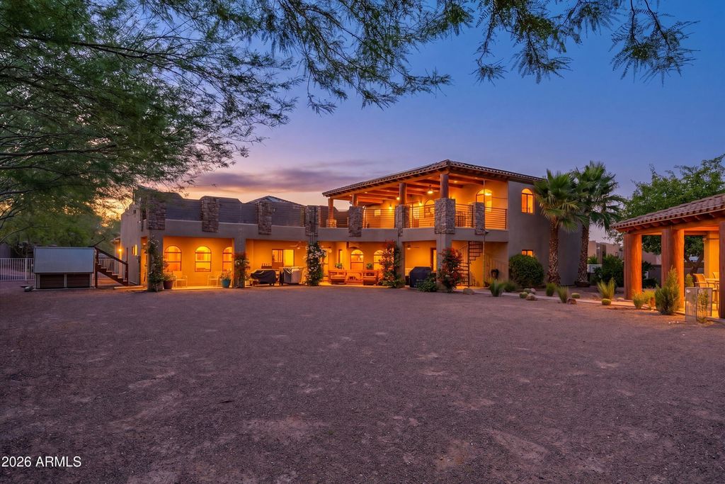1823 W MADDOCK Road, Phoenix, AZ 85086 — photo 2
